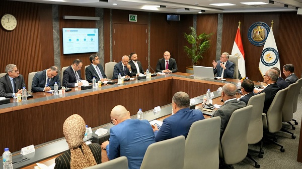 وزير البترول في حوار مفتوح مع الإعلام: الغاز المصري يعود للصعود والتعدين ينطلق وزير البترول في حوار مفتوح مع الإعلام: الغاز المصري يعود للصعود والتعدين ينطلق