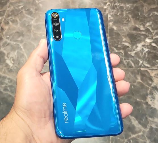     Realme C11