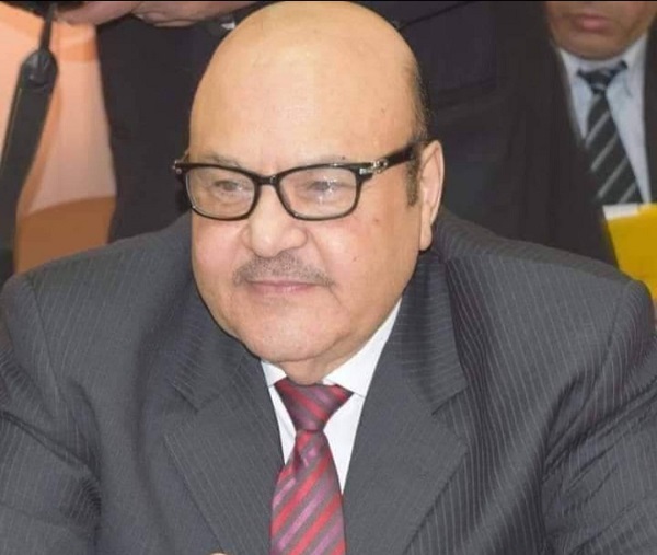 :  ١٩      ٣  