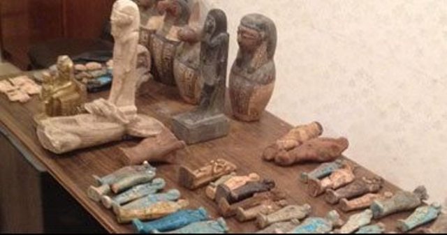 متحفا وانجانوى وساوث أيلاند يردان عددا من القطع الأثرية المصرية لوزارة السياحة