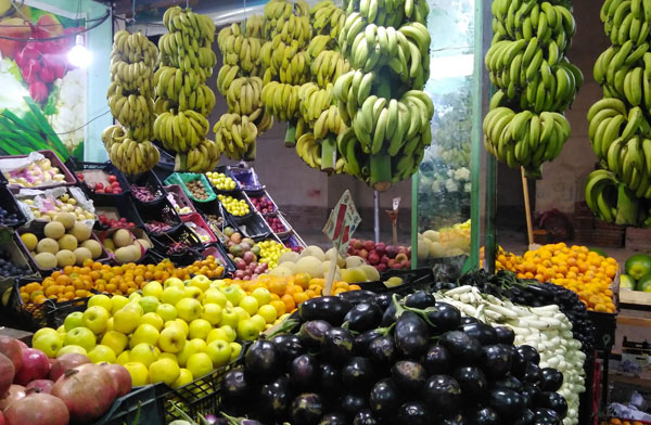 أسعار الخضراوات والفاكهة اليوم السبت 10 / 2 2024 في الأسواق