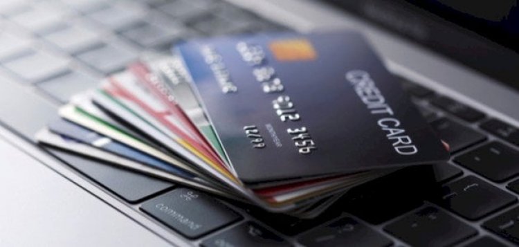 المركزى: بنوك مصرية تقرر إيقاف استخدام البطاقات الائتمانية الجديدة بسبب سوء الاستخدام