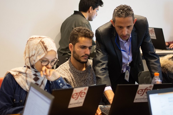 أجيليتي تدعم تعليم الذكاء الاصطناعي لـ 3,500 شاباً في مصر