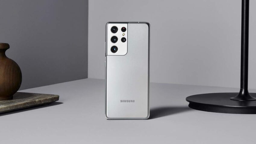    Galaxy S22 Ultra  