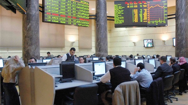 البورصة المصرية تربح 12.1 مليار جنيه فى آخر جلسات عام 2021