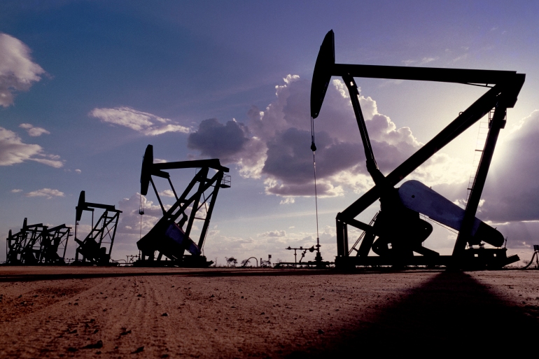 ارتفاع أسعار النفط وبرنت يسجل83.08 دولار والخام الأمريكي بـ 79.43 دولار