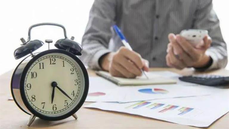 الحد الأقصى لساعات عمل الموظف خلال الأسبوع وفقا للقانون