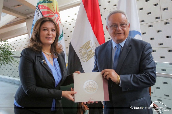 توقيع اتفاقية تعاون لإنشاء سفارة معرفة تابعة لمكتبة الإسكندرية بجامعة مدينة السادات
