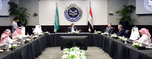 رئيس هيئة الاستثمار يجتمع مع رئيس اللجنة الوطنية العقارية السعودية  لجذب استثمارات جديدة 