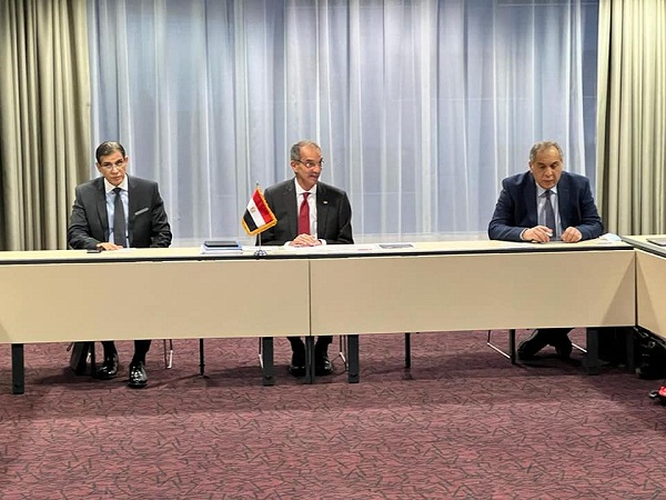 وزير الاتصالات يعرض على الشركات الإستونية الفرص الاستثمارية فى مصر